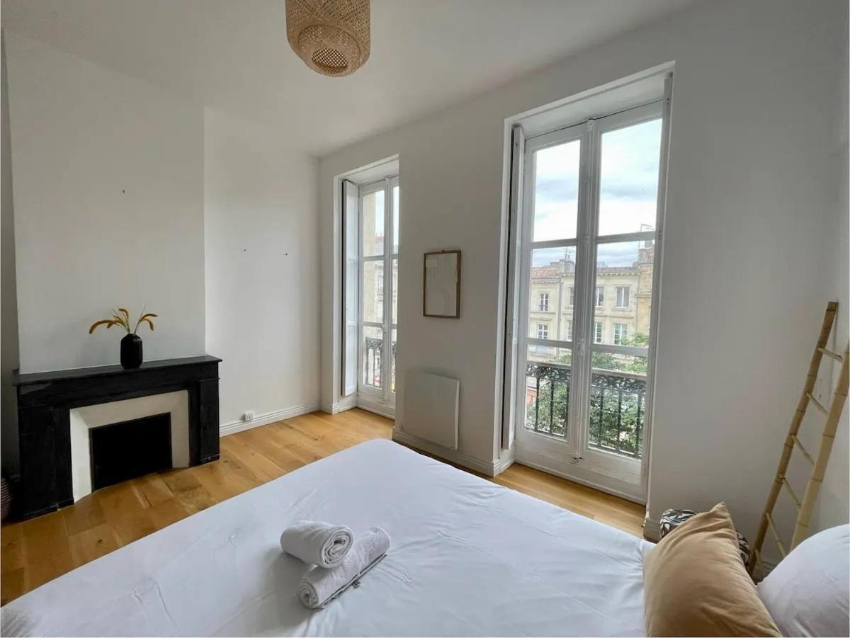 Superbe Appartement Neuf - Place Pey Berland Bordeaux Exteriör bild